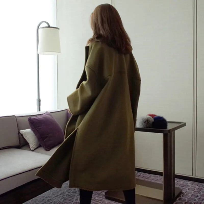 Women's Woolen Overcoat in Wool Blend Fabric